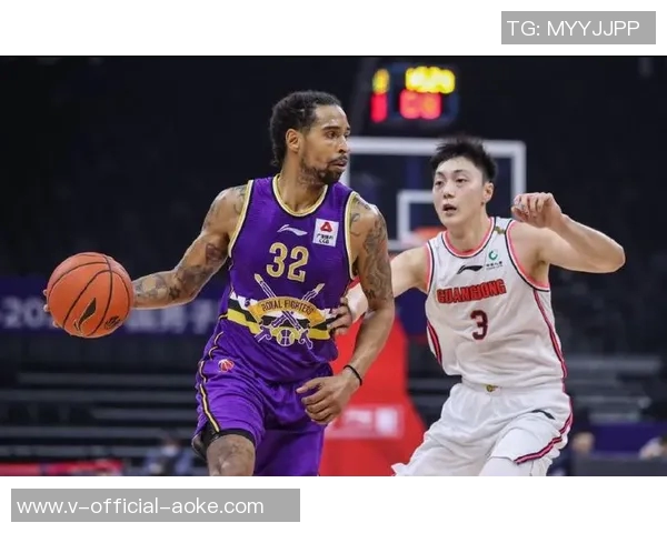 咬牙冲刺季后赛！三外援合砍84分助北控止连败