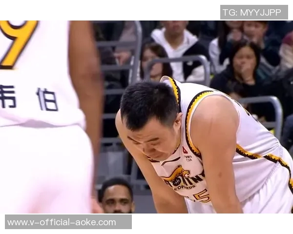 总决赛舞台砍下20+10!韩德君打出赛季最佳一战 总决赛舞台砍下20+10!韩德君打出赛季最佳一战